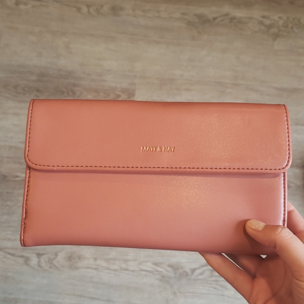 Matt & Nat pink wallet